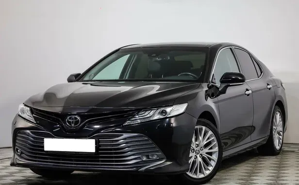 Toyota Camry, 2018