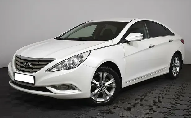 Hyundai Sonata, 2010