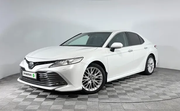 Toyota Camry, 2018