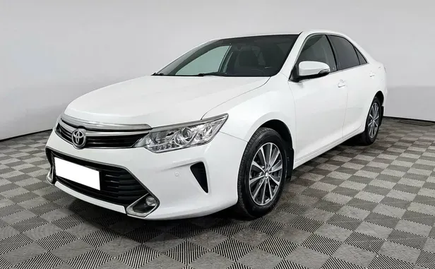 Toyota Camry, 2017