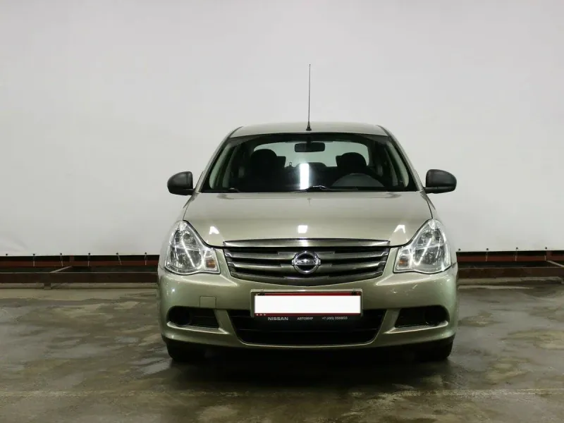Nissan Almera