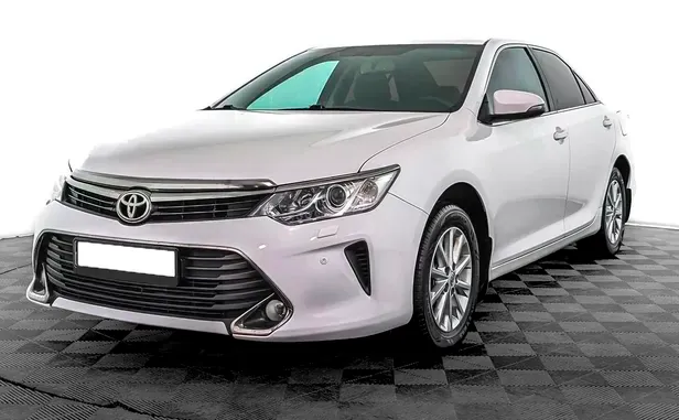 Toyota Camry, 2016