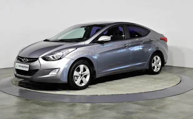 Hyundai Elantra, 2012