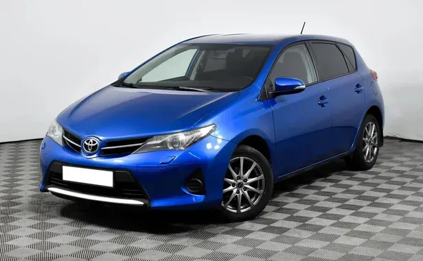 Toyota Auris, 2015