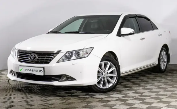 Toyota Camry, 2013