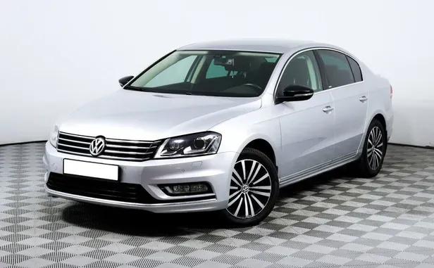 Volkswagen Passat, 2013