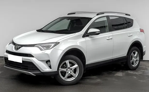 Toyota RAV4, 2015