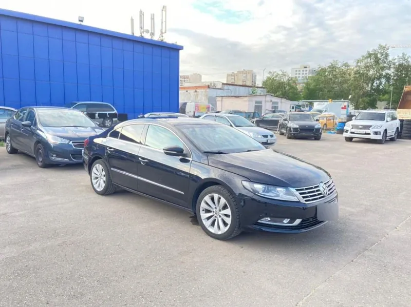 Volkswagen Passat CC, 2012