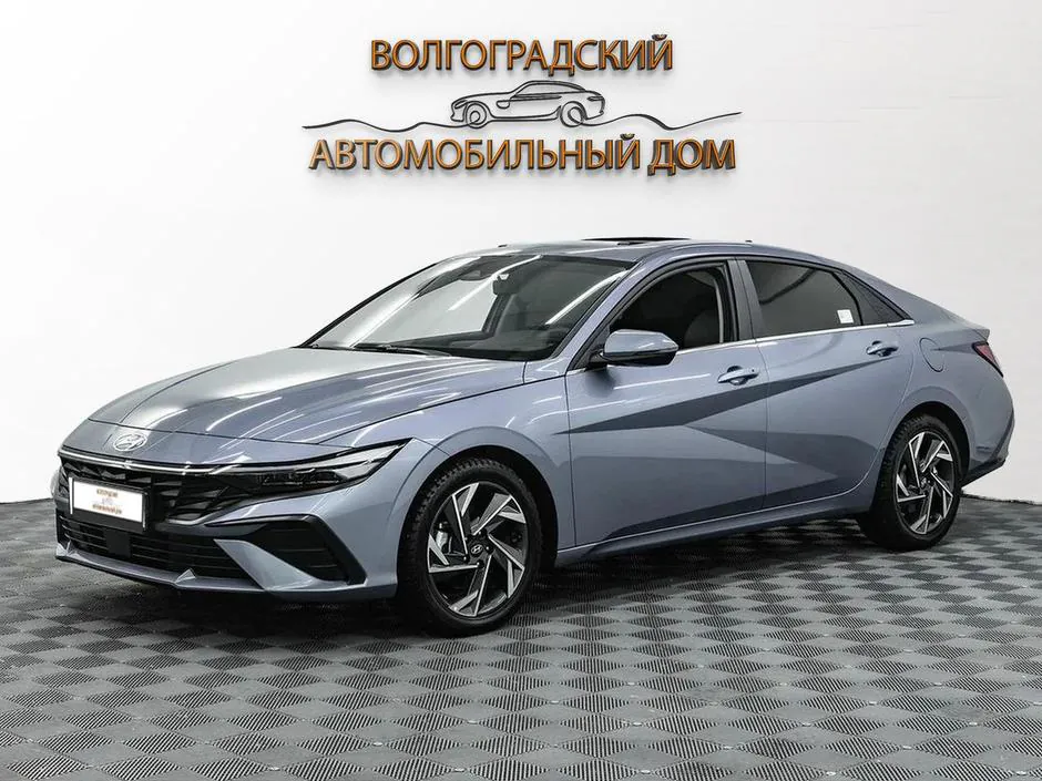 Hyundai Elantra, 2023