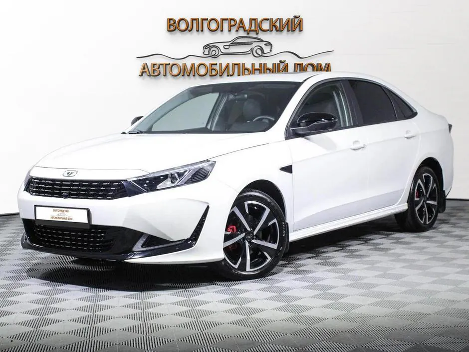 Kaiyi E5, 2024