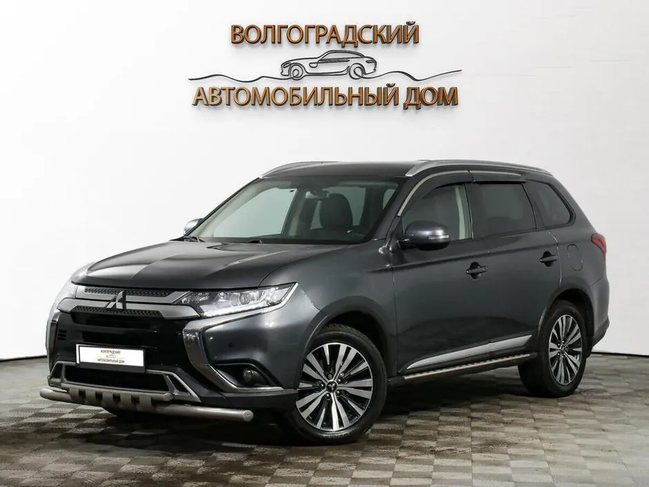 Mitsubishi Outlander, 2020