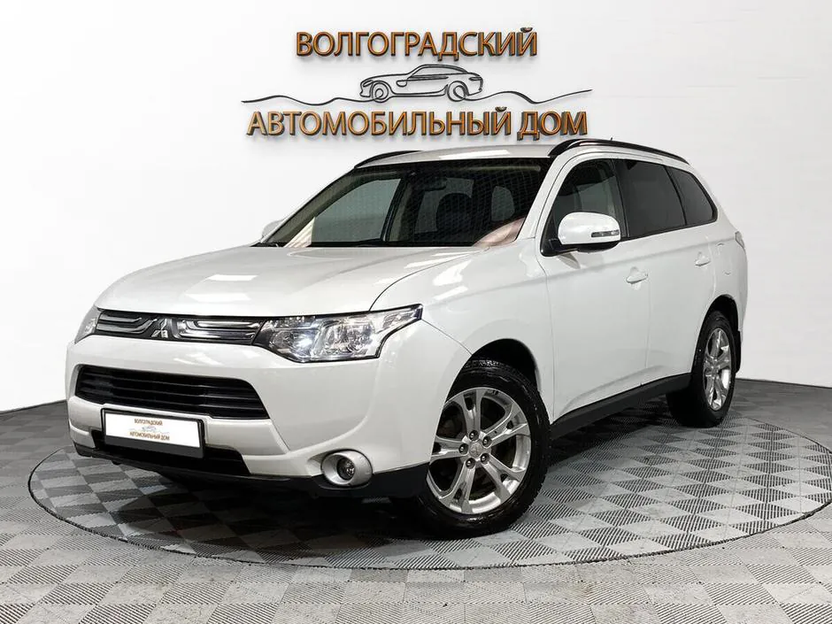 Mitsubishi Outlander, 2013