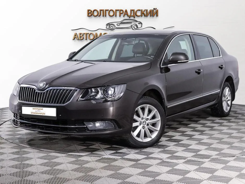 Skoda Superb, 2013
