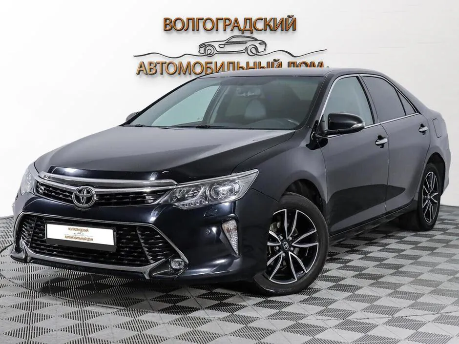 Toyota Camry, 2017