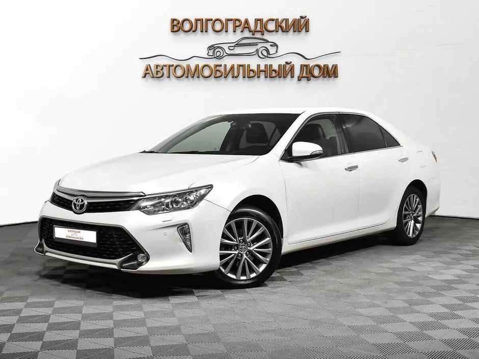 Toyota Camry, 2017