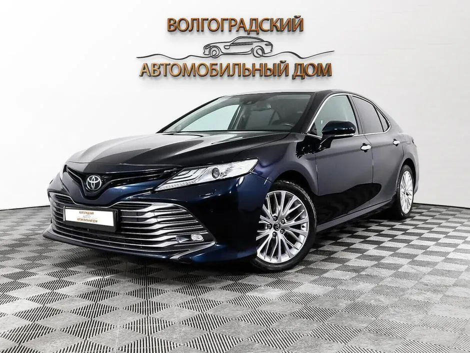Toyota Camry, 2018
