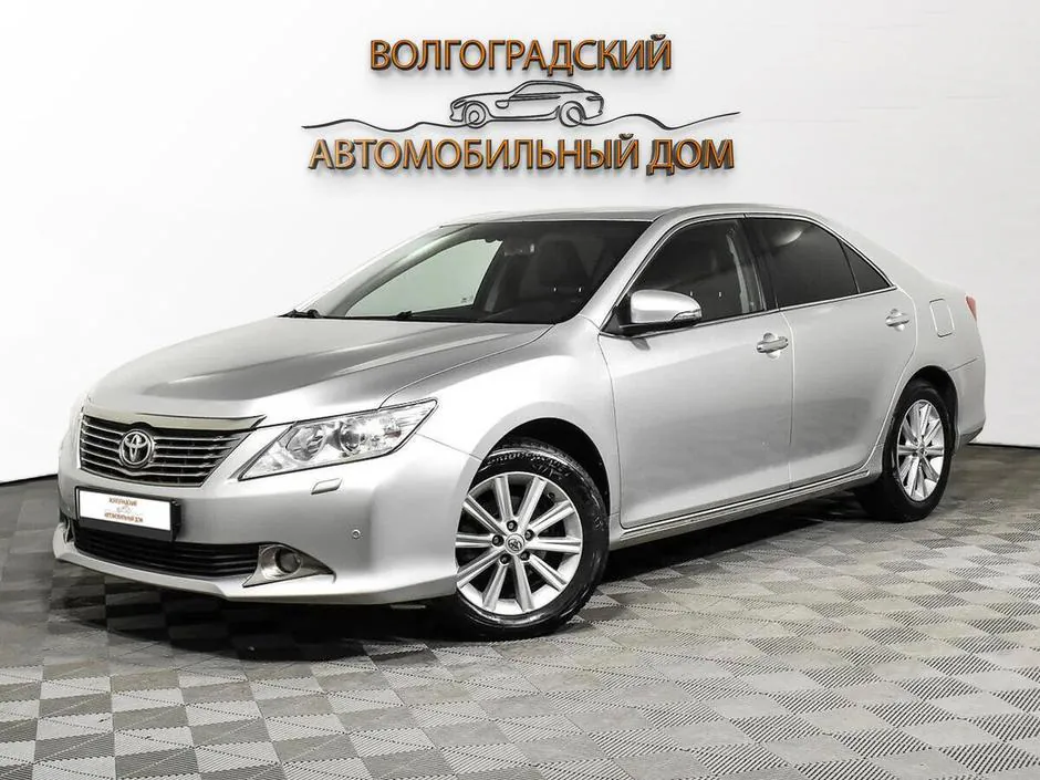 Toyota Camry, 2014