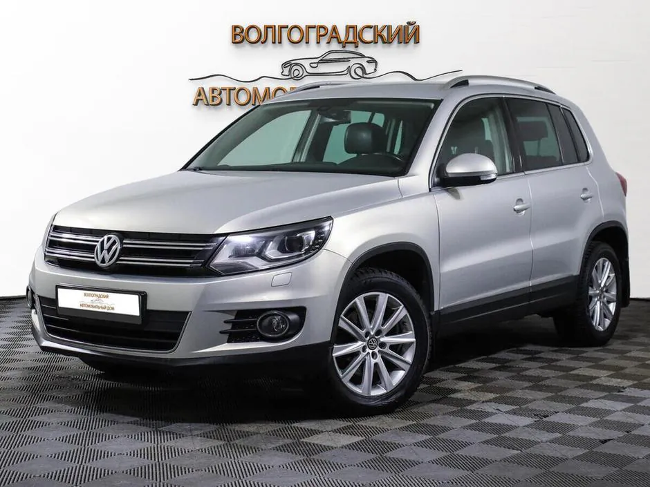Volkswagen Tiguan, 2012