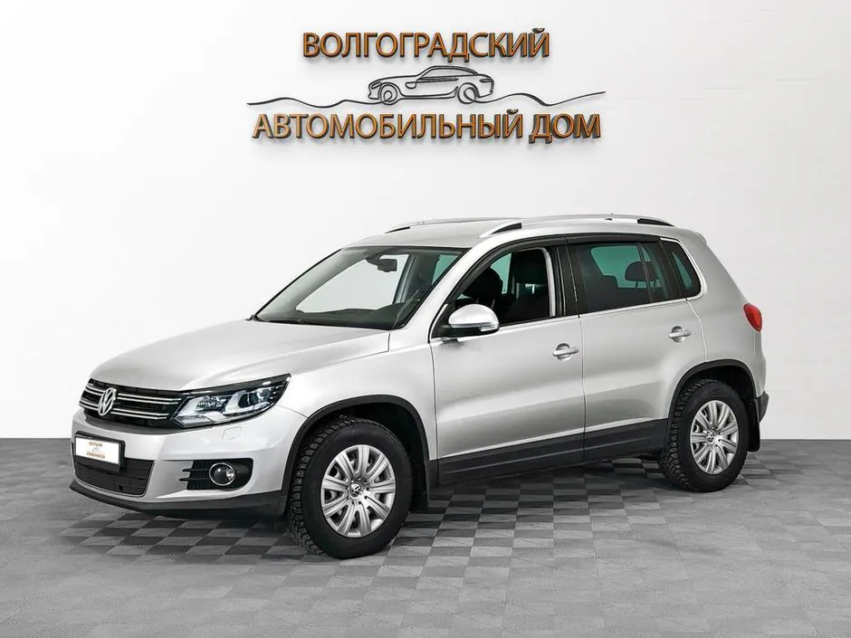 Volkswagen Tiguan, 2012