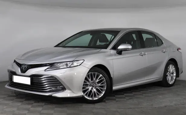 Toyota Camry, 2018