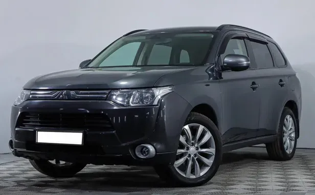 Mitsubishi Outlander, 2014