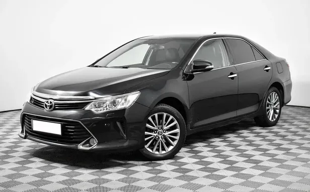 Toyota Camry, 2017