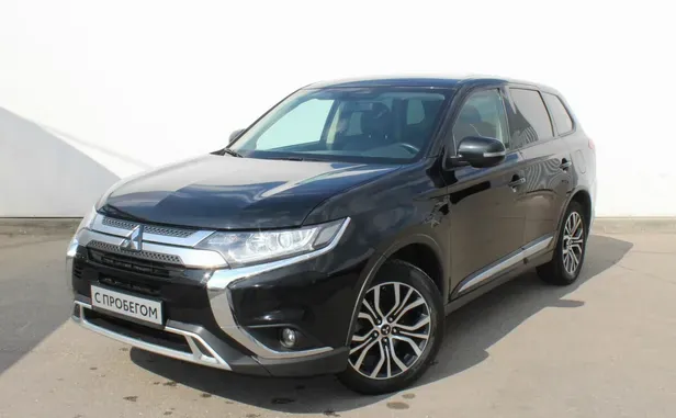 Mitsubishi Outlander, 2020