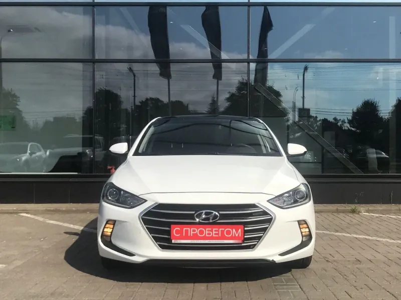 Hyundai Elantra, 2016