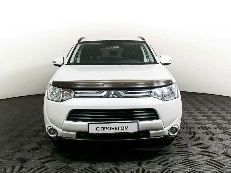 Mitsubishi Outlander, 2014