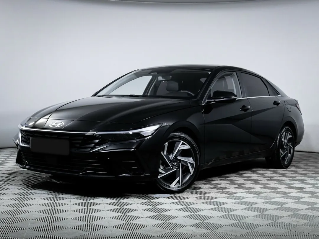 Hyundai Elantra, 2023