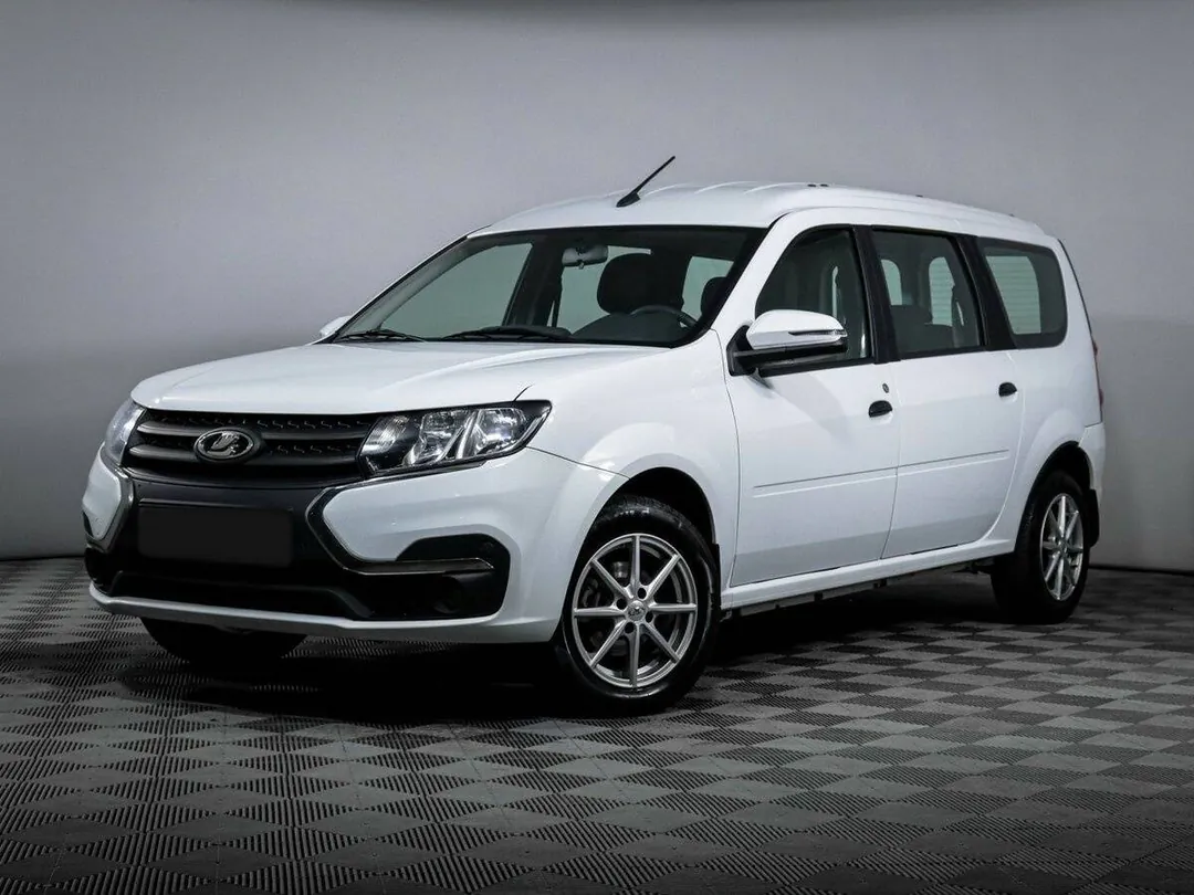Lada (ВАЗ) Largus, 2024