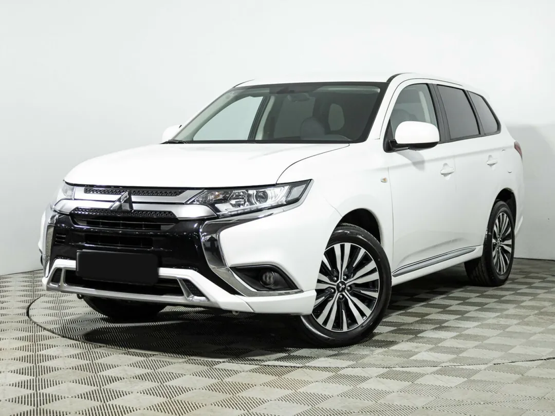 Mitsubishi Outlander, 2022