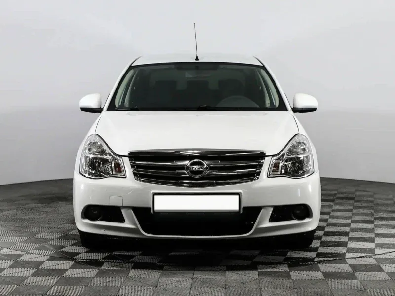 Nissan Almera