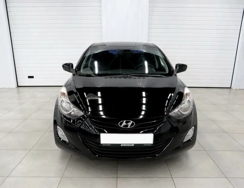 Hyundai Elantra, 2012